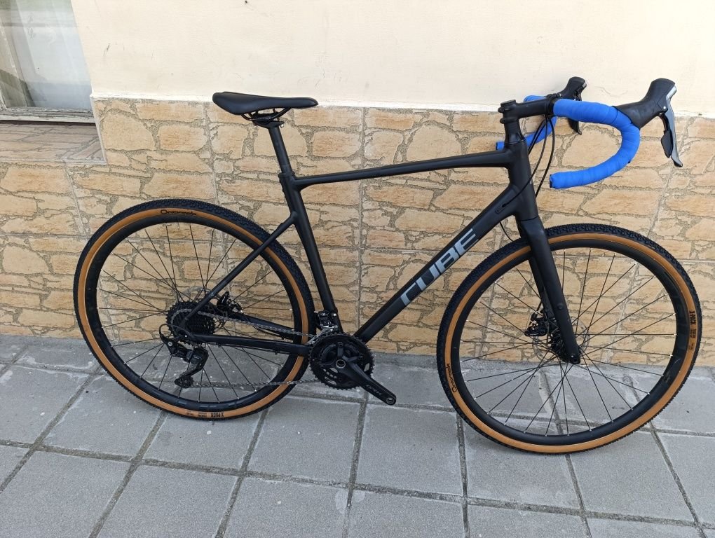 велосипед Cube Nuroad Pro