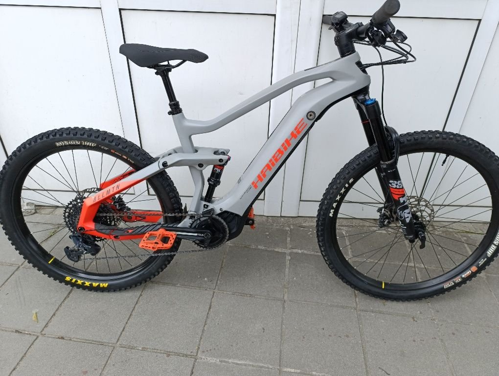 Карбонов електрически велосипед Haibike AllMtn 6 – втора употреба