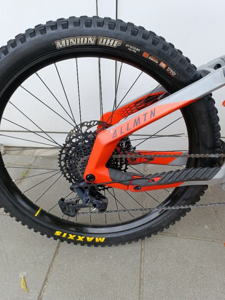 Карбонов електрически велосипед Haibike AllMtn 6 – втора употреба