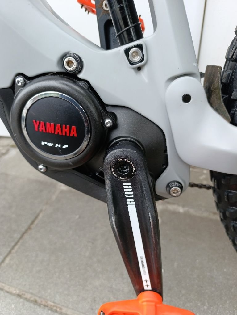 Карбонов електрически велосипед Haibike AllMtn 6 – втора употреба