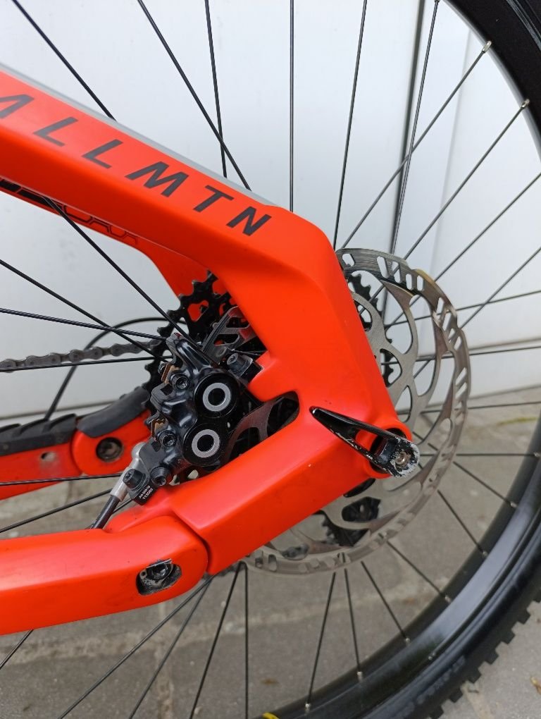 Карбонов електрически велосипед Haibike AllMtn 6 – втора употреба
